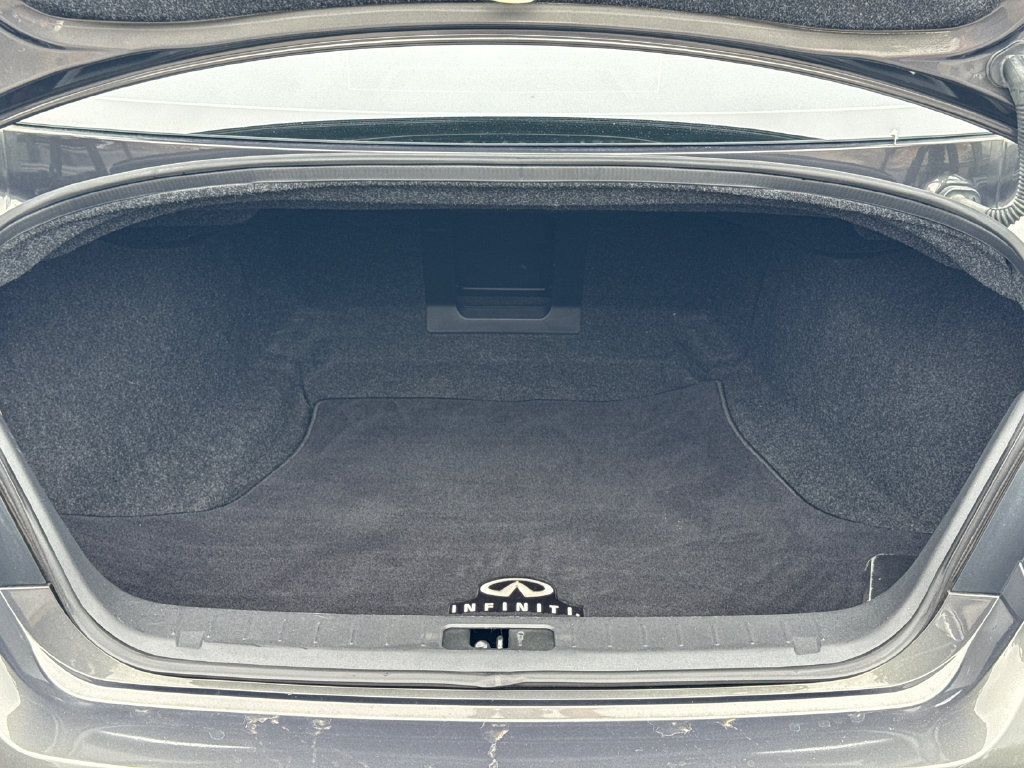 Used 2012 INFINITI M37 w/ Premium Pkg RWD image 18