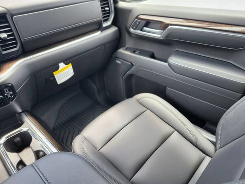 New 2026 Chevrolet Silverado 1500 LT Trail Boss w/ Convenience Package II AWD/4WD image 13