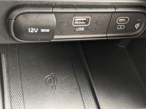 Certified 2023 Kia Telluride EX w/ EX Captain's Chair Package image 29