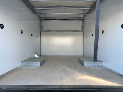 New 2024 GMC Savana 3500 w/ Power Convenience Package image 33