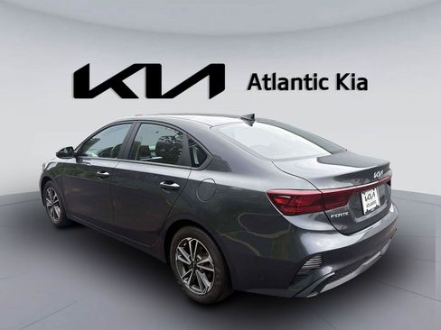 Certified 2023 Kia Forte LXS w/ LXS Technology Package FWD image 10
