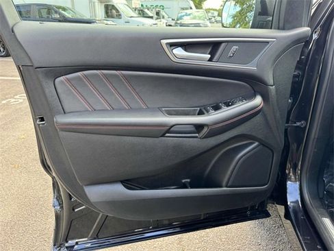 Used 2024 Ford Edge ST-Line w/ Cargo Accessory Package image 25