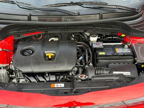 Used 2025 Kia Soul LX image 17