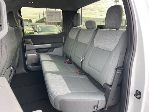 New 2026 Ford F250 XLT w/ XLT Premium Package image 18