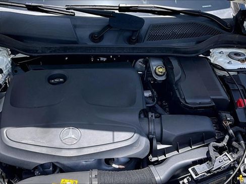Used 2019 Mercedes-Benz CLA 250 image 11