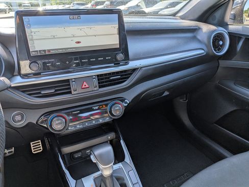 Used 2023 Kia Forte GT-Line w/ GT-Line Premium Package FWD image 24