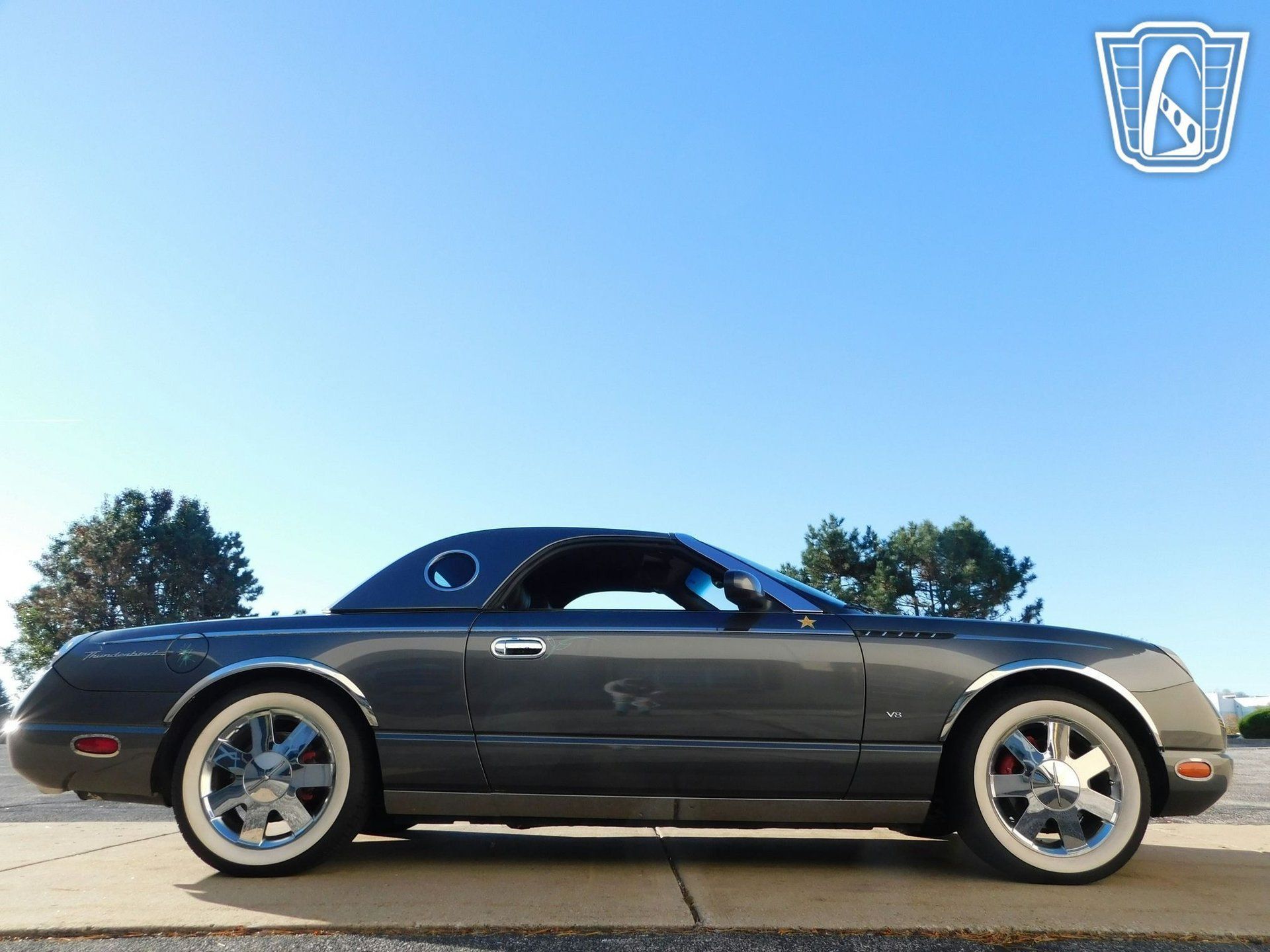 Used 2003 Ford Thunderbird RWD image 19