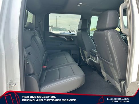 Used 2025 GMC Sierra 1500 Elevation w/ Elevation Premium Package AWD/4WD image 17