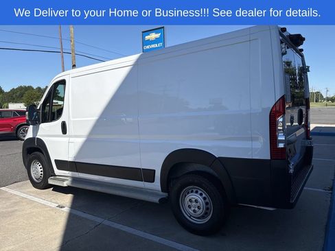 Used 2025 RAM ProMaster 2500 w/ U-Haul Equipment Group FWD image 6
