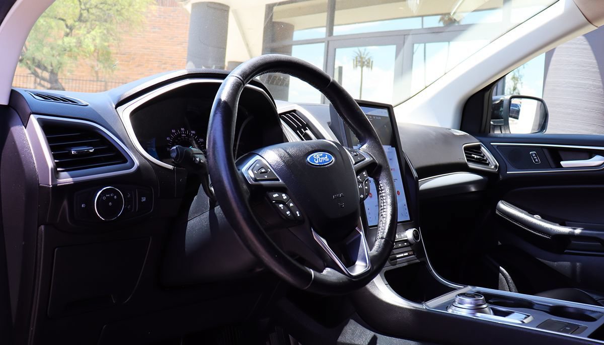 Used 2021 Ford Edge SEL w/ Cargo Accessory Package AWD/4WD image 39