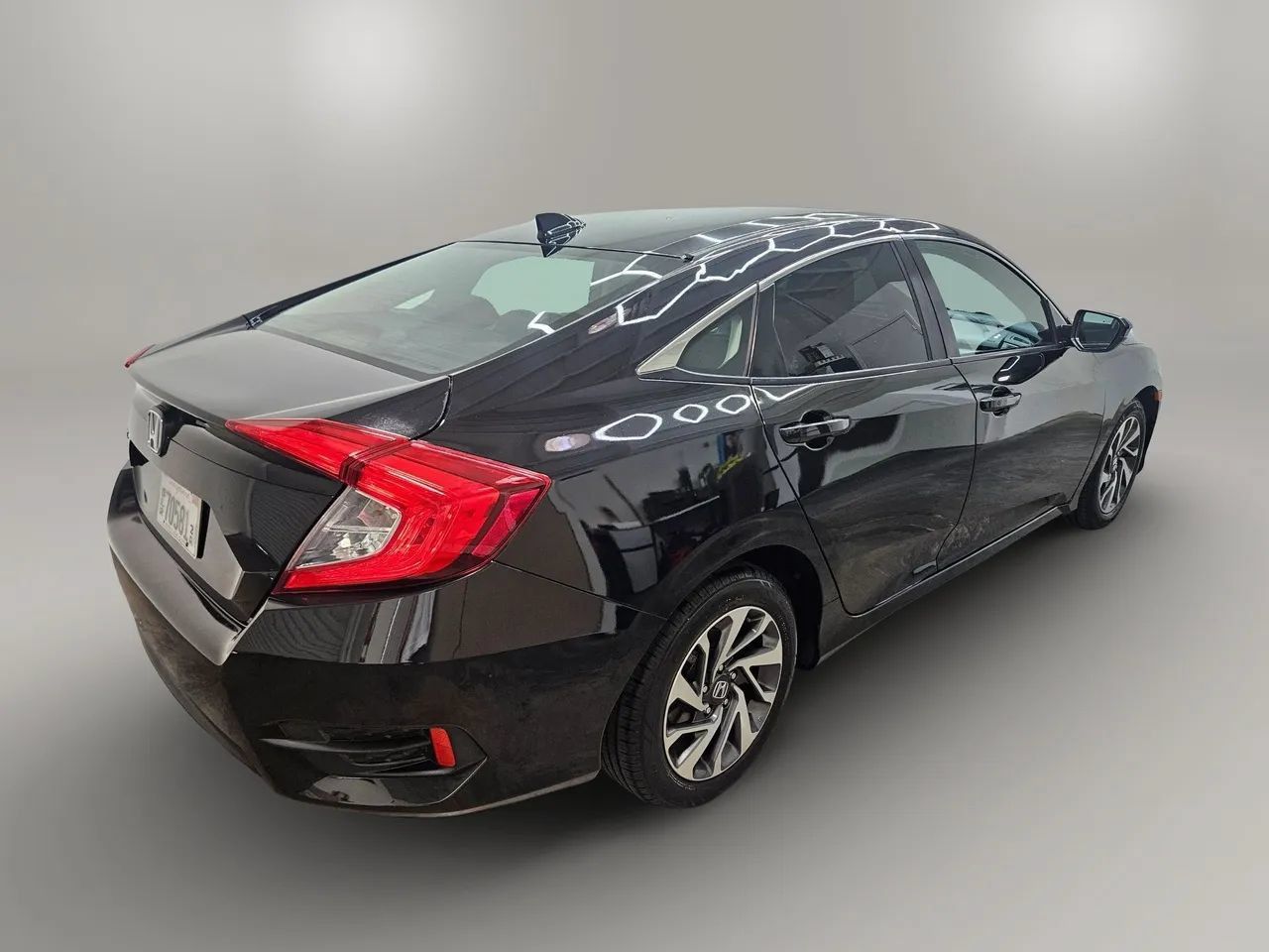 Used 2018 Honda Civic EX image 4