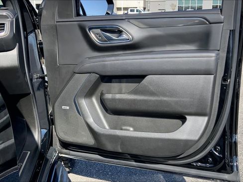 Used 2023 GMC Yukon XL AT4 w/ Max Trailering Package image 22