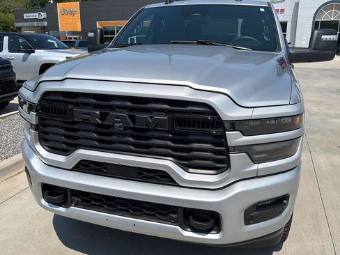 Used 2026 RAM 2500 Big Horn AWD/4WD image 8