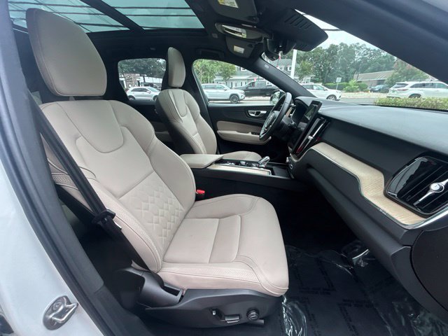 Certified 2026 Volvo XC60 B5 Plus AWD/4WD image 14