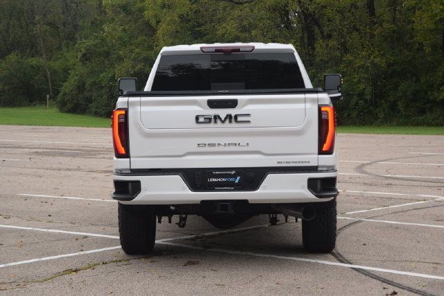 Used 2024 GMC Sierra 3500 Denali Ultimate AWD/4WD image 24