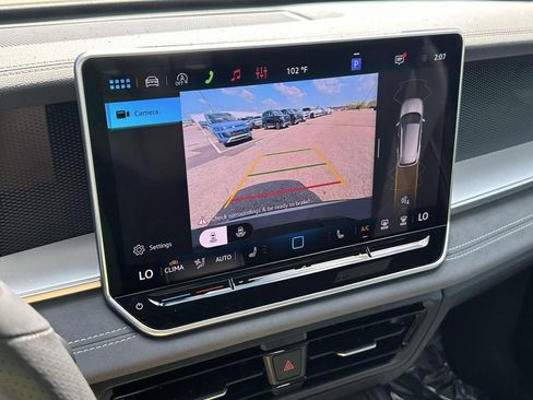 New 2026 Volkswagen Tiguan SE R-Line AWD/4WD image 22