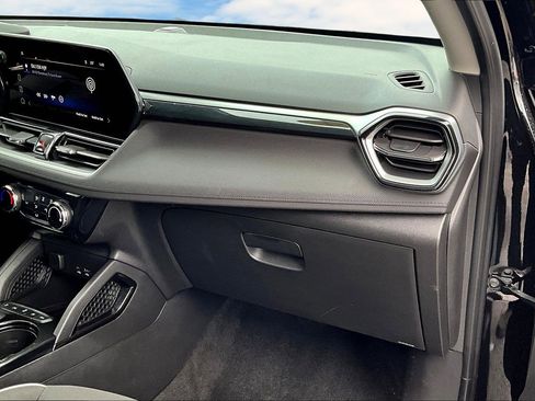 Used 2024 Chevrolet TrailBlazer LT image 18