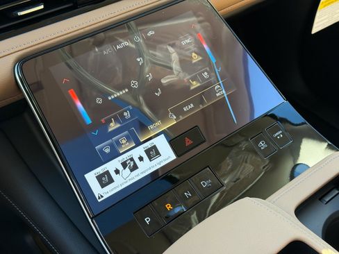 New 2026 INFINITI QX80 Luxe w/ Cargo Package image 12