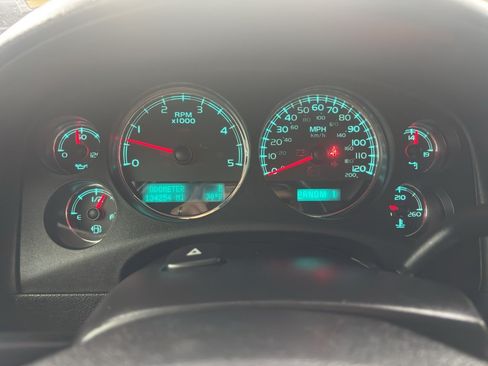 Used 2014 GMC Sierra 3500 Denali AWD/4WD image 17