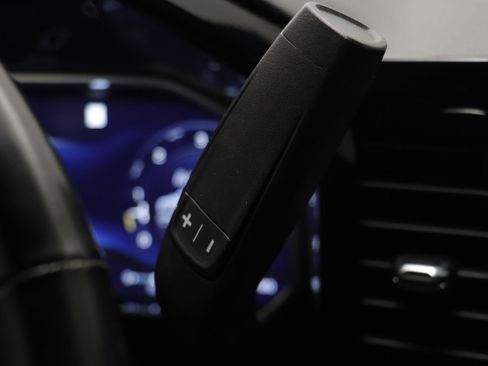 Used 2023 Chevrolet Silverado 1500 LT image 11