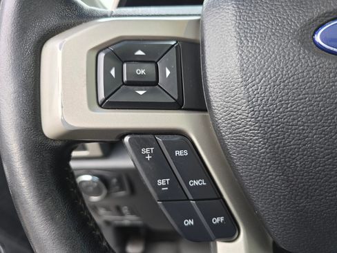 Used 2019 Ford F350 Lariat image 24