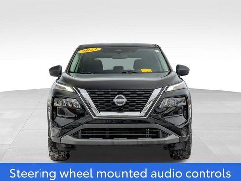 Used 2023 Nissan Rogue S image 2