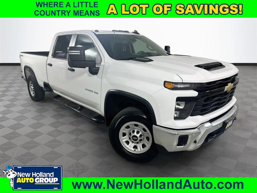 Used 2025 Chevrolet Silverado 3500 W/T w/ WT/CX Safety Package AWD/4WD image 1