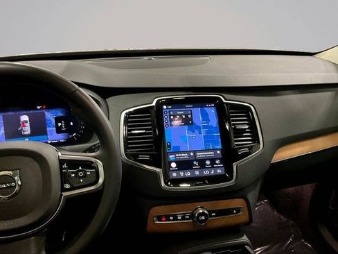Certified 2023 Volvo XC90 B6 Plus w/ Protection Package Premier AWD/4WD image 9
