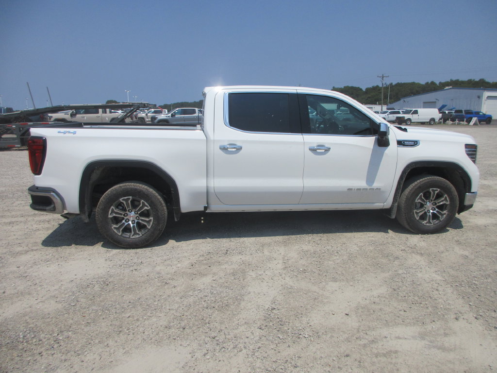 New 2026 GMC Sierra 1500 SLT w/ SLT Convenience Package AWD/4WD image 3