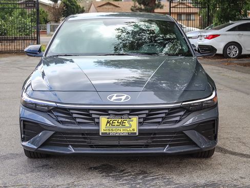 New 2025 Hyundai Elantra Sport image 2