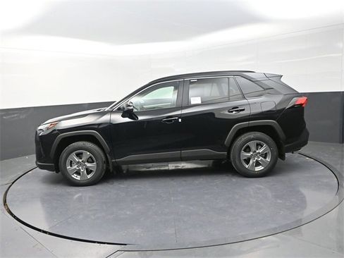 New 2025 Toyota RAV4 XLE image 4