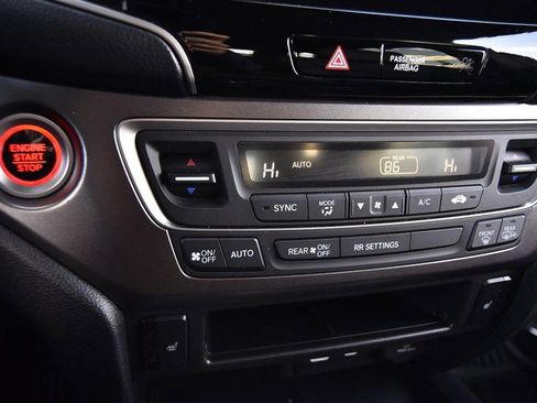 Certified 2024 Honda Passport EX-L image 17