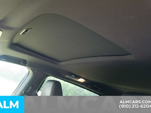 Used 2025 Honda Odyssey Sport-L image 16