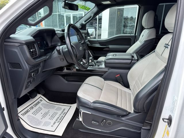 Used 2022 Ford F150 Lightning Platinum AWD/4WD image 20