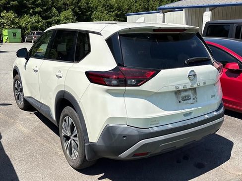 Used 2021 Nissan Rogue SV FWD image 6