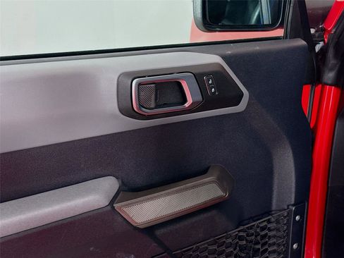 Used 2023 Ford Bronco Black Diamond image 17