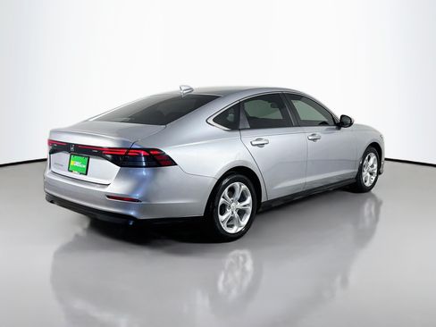 Used 2024 Honda Accord LX image 10