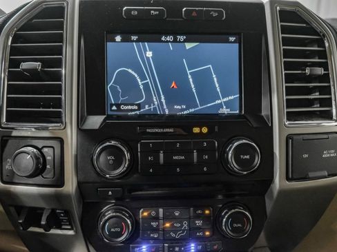 Used 2017 Ford F250 Lariat w/ Lariat Ultimate Package image 27