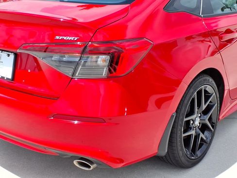 Used 2024 Honda Civic Sport image 17