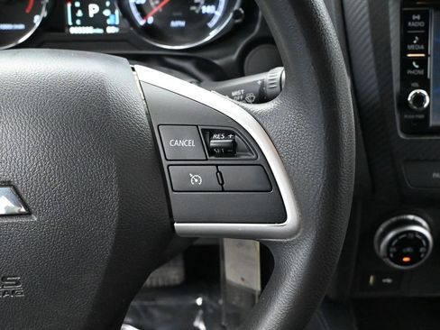 Used 2022 Mitsubishi Outlander Sport ES image 26