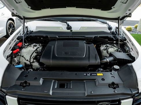 New 2026 Land Rover Defender 110 S AWD/4WD image 41