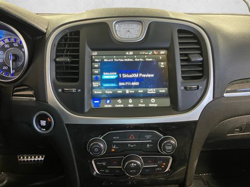Used 2023 Chrysler 300 Touring L w/ Safetytec Plus Group RWD image 15