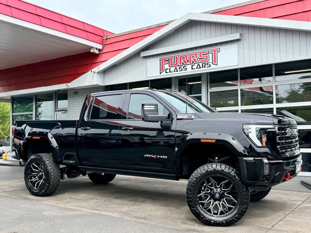 Used 2024 GMC Sierra 2500 AT4 w/ AT4 Premium Plus Package AWD/4WD image 1