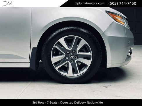 Used 2015 Honda Odyssey Touring image 42