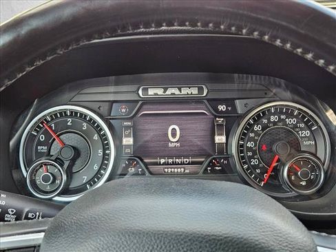 Used 2022 RAM 1500 Big Horn AWD/4WD image 11
