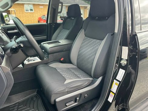 Used 2019 Toyota Tundra SR5 AWD/4WD image 20