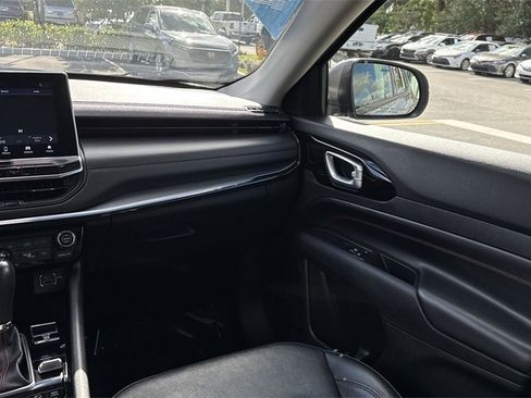 Used 2022 Jeep Compass Trailhawk w/ Trailhawk Convenience Group image 16