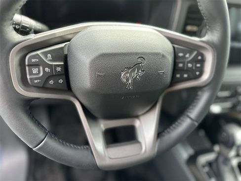 New 2025 Ford Bronco Badlands image 16