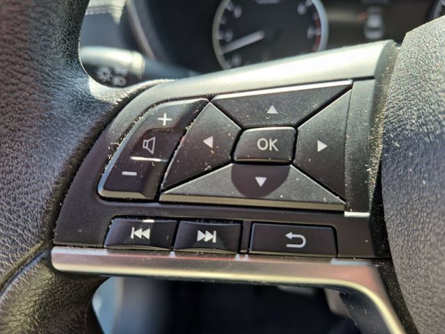 Used 2024 Nissan Sentra SV FWD image 17