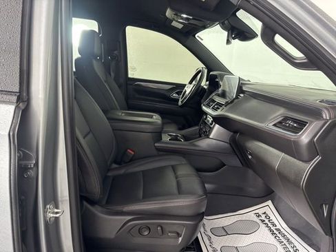 Used 2024 Chevrolet Tahoe RST w/ Luxury Package AWD/4WD image 17